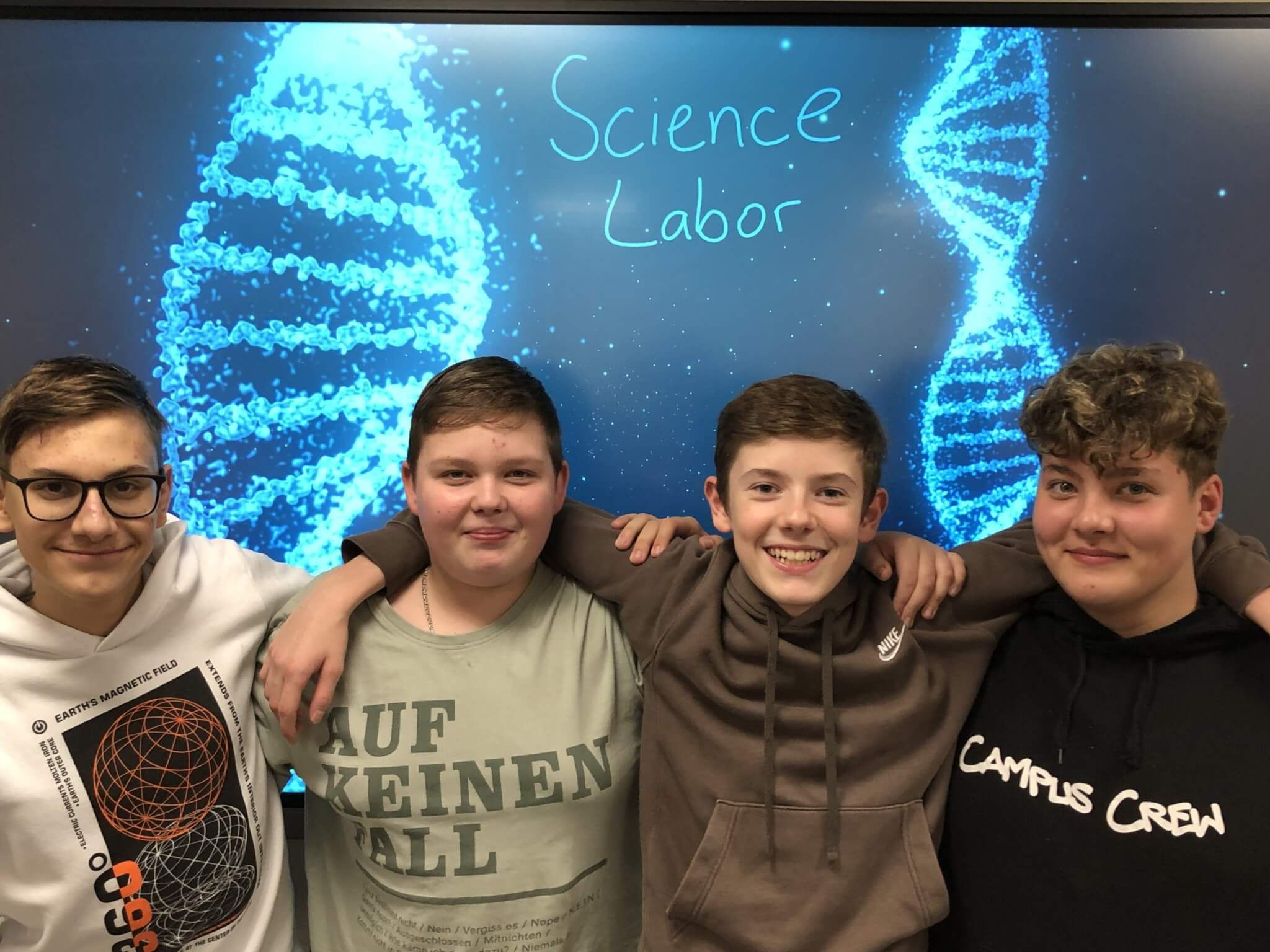 Schülerfirma „Science Labor“ erhält Förderpreis youstartN